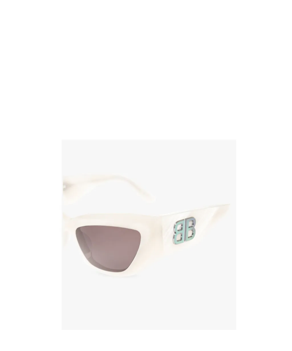 Cat-Eye Frame Sunglasses