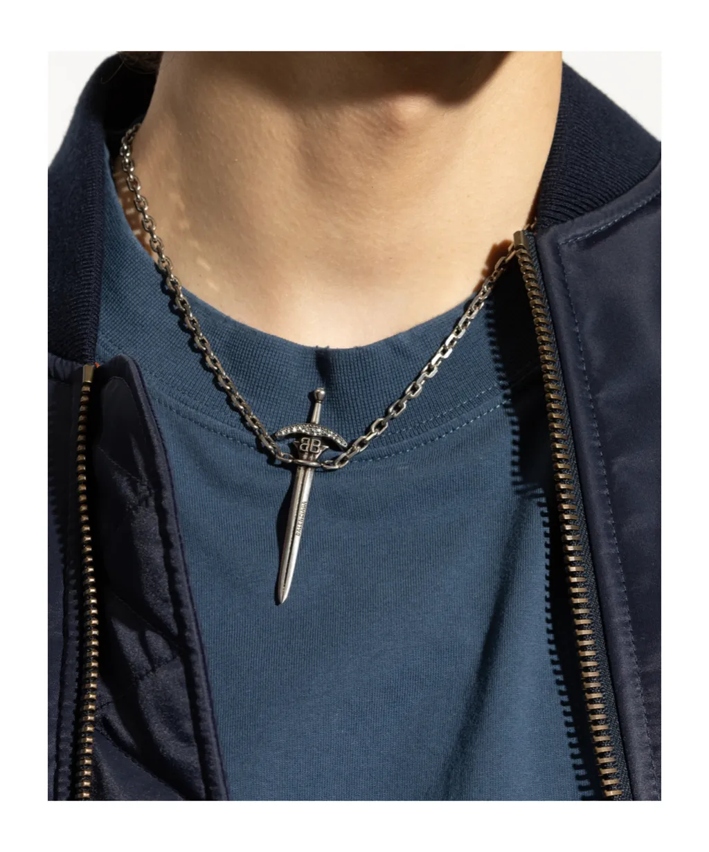 A Sword Shaped Pendant Necklace