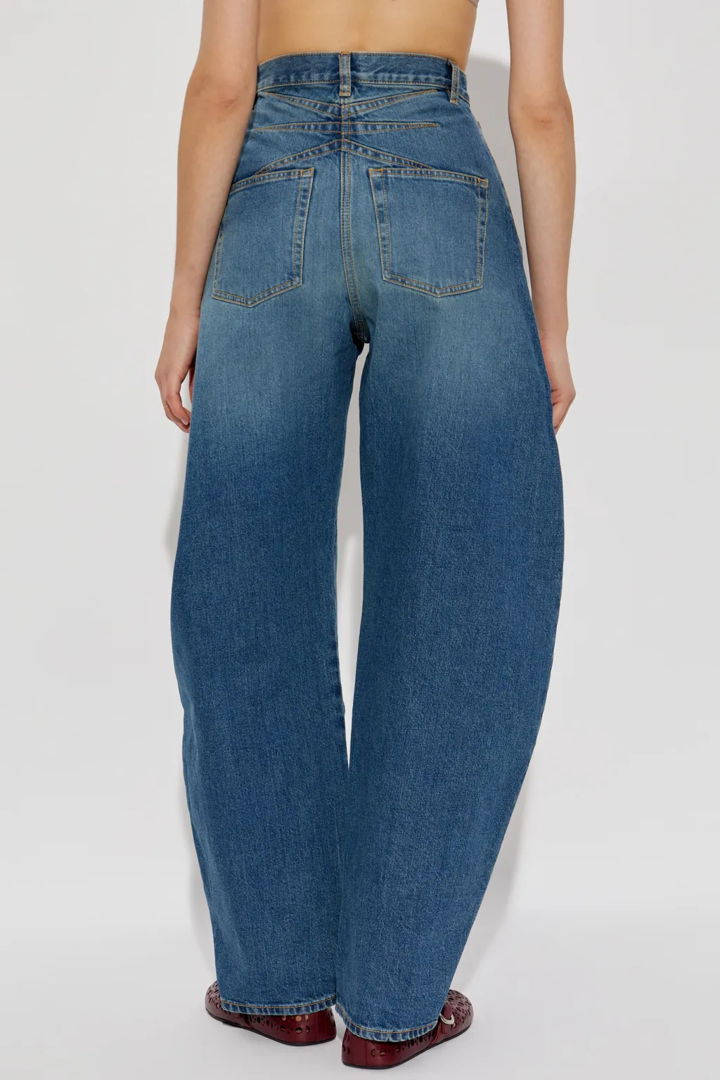 High-Waist Jeans