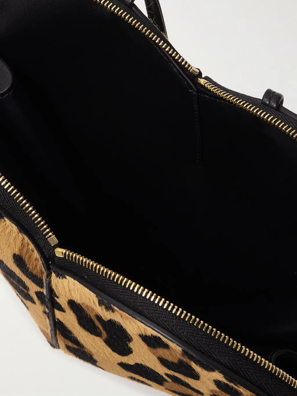 Le Coeur Shoulder Bag
