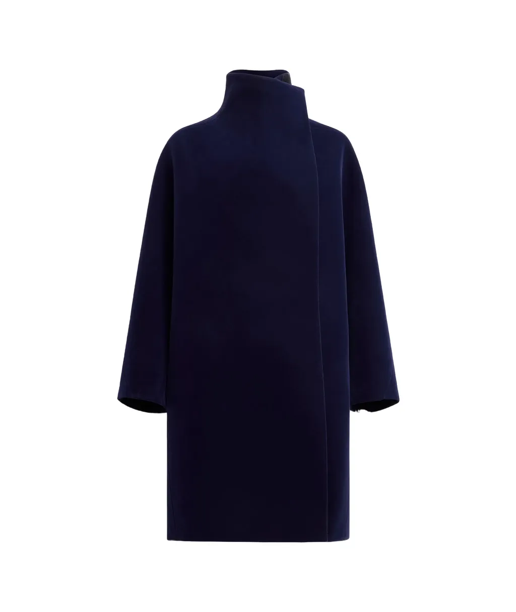 Round Long-Sleeved Coat