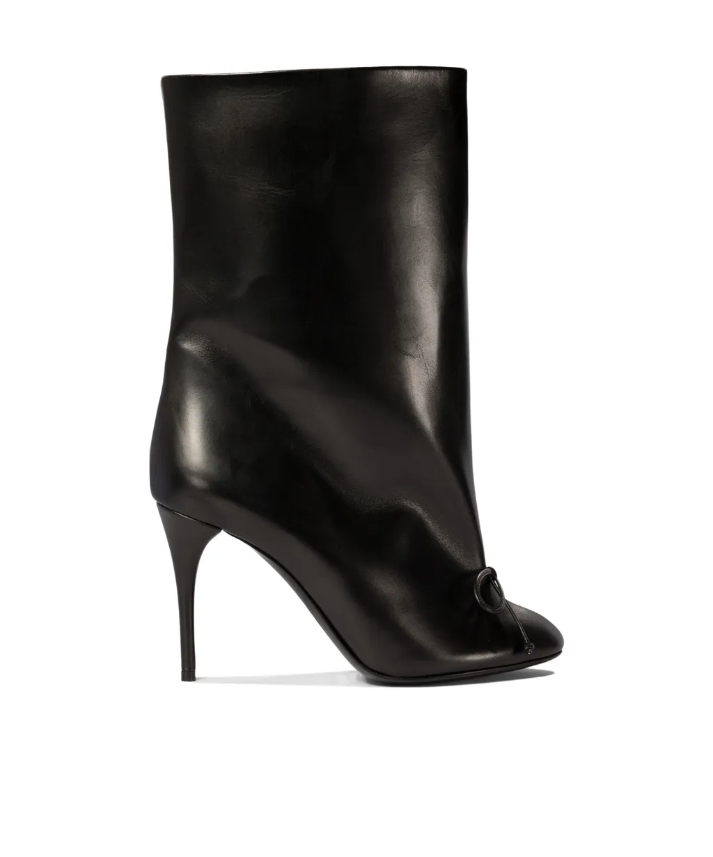 Pointed Short Boots