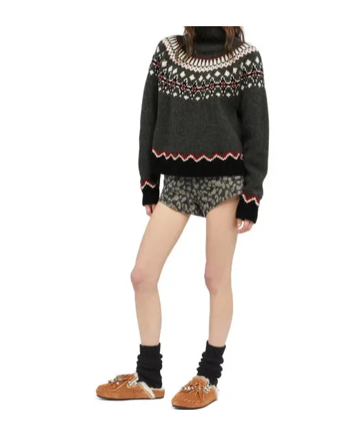 Sweet Winter Turtleneck Sweater