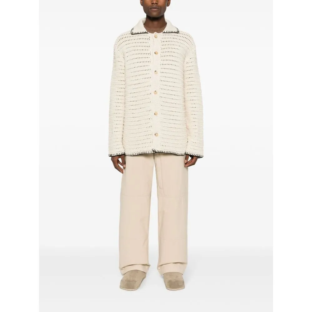 Buttoned Long-Sleeved Shirt