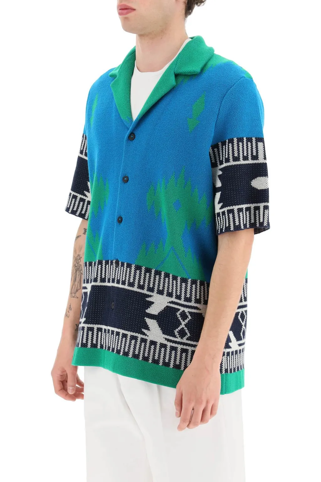 Graphic Printed Buttoned Shirt
