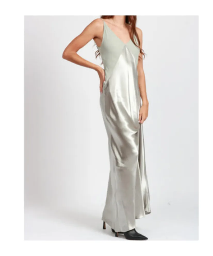 V-Neck Sleeveless Dress