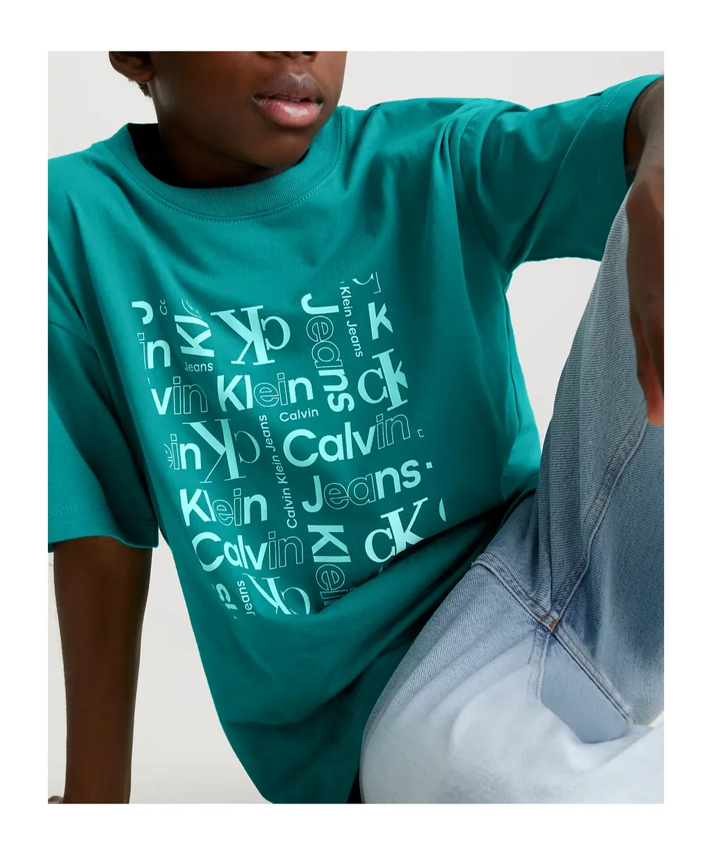 Short-Sleeved T-Shirt