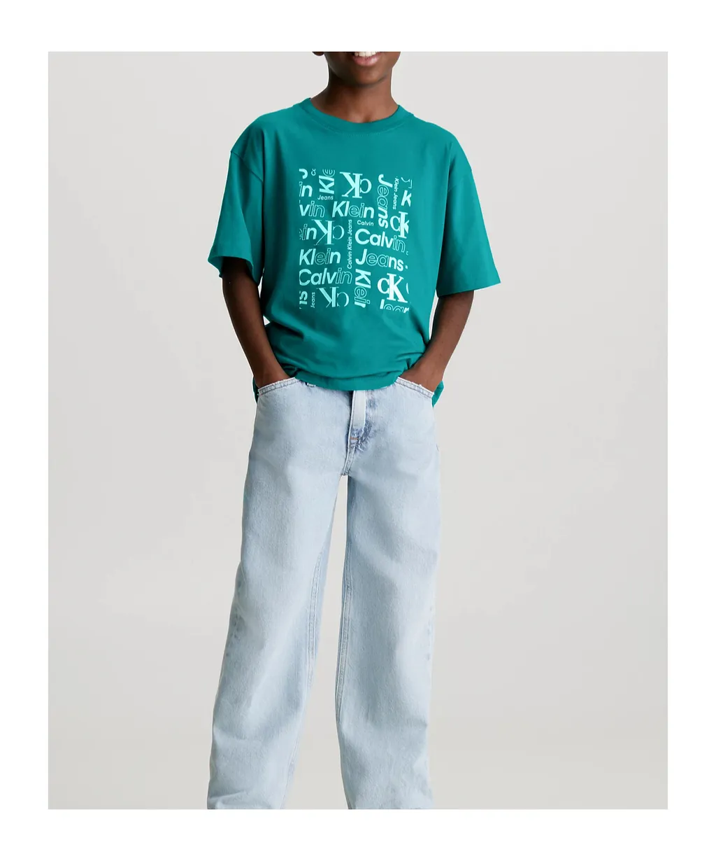 Short-Sleeved T-Shirt