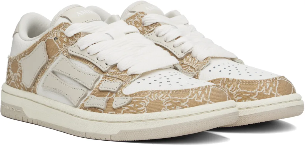 Round Head Low-Cut Sneakers