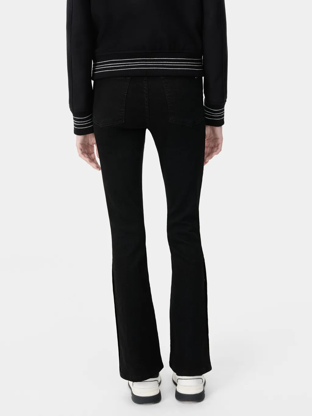 Flared Jeans