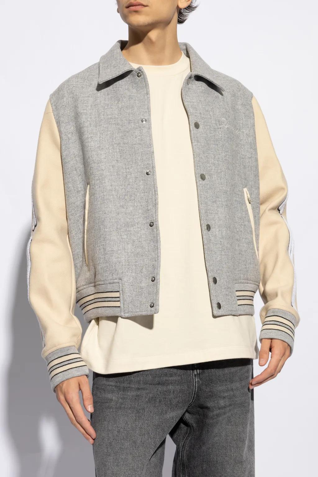 Contrasting-Sleeve Bomber Jacket