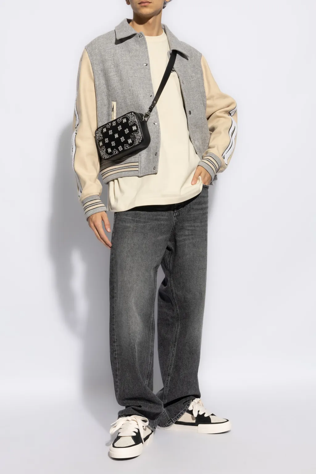 Contrasting-Sleeve Bomber Jacket