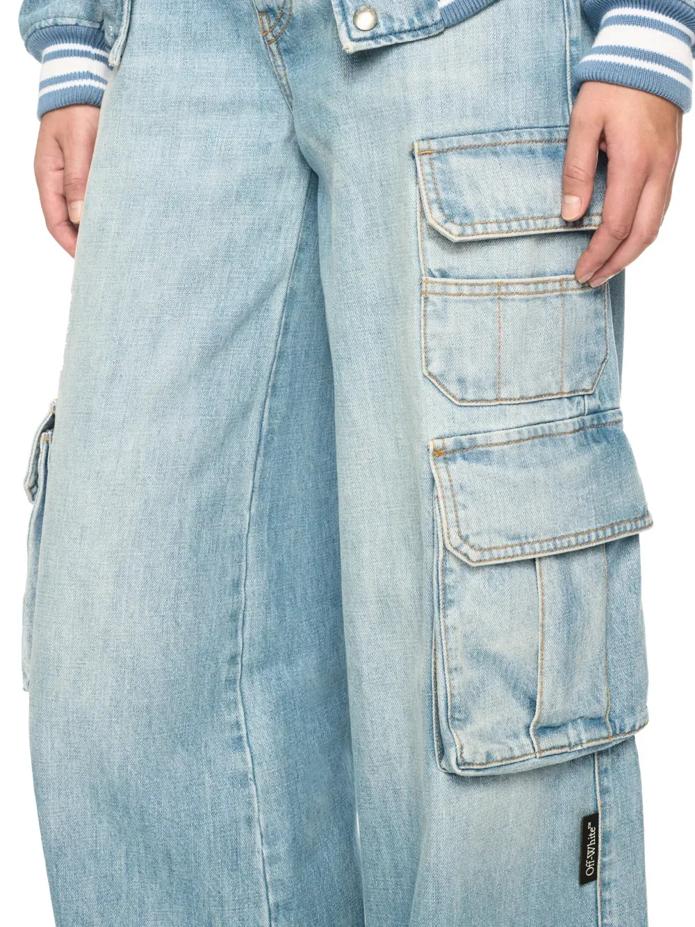 Wide Leg Cargo Jeans