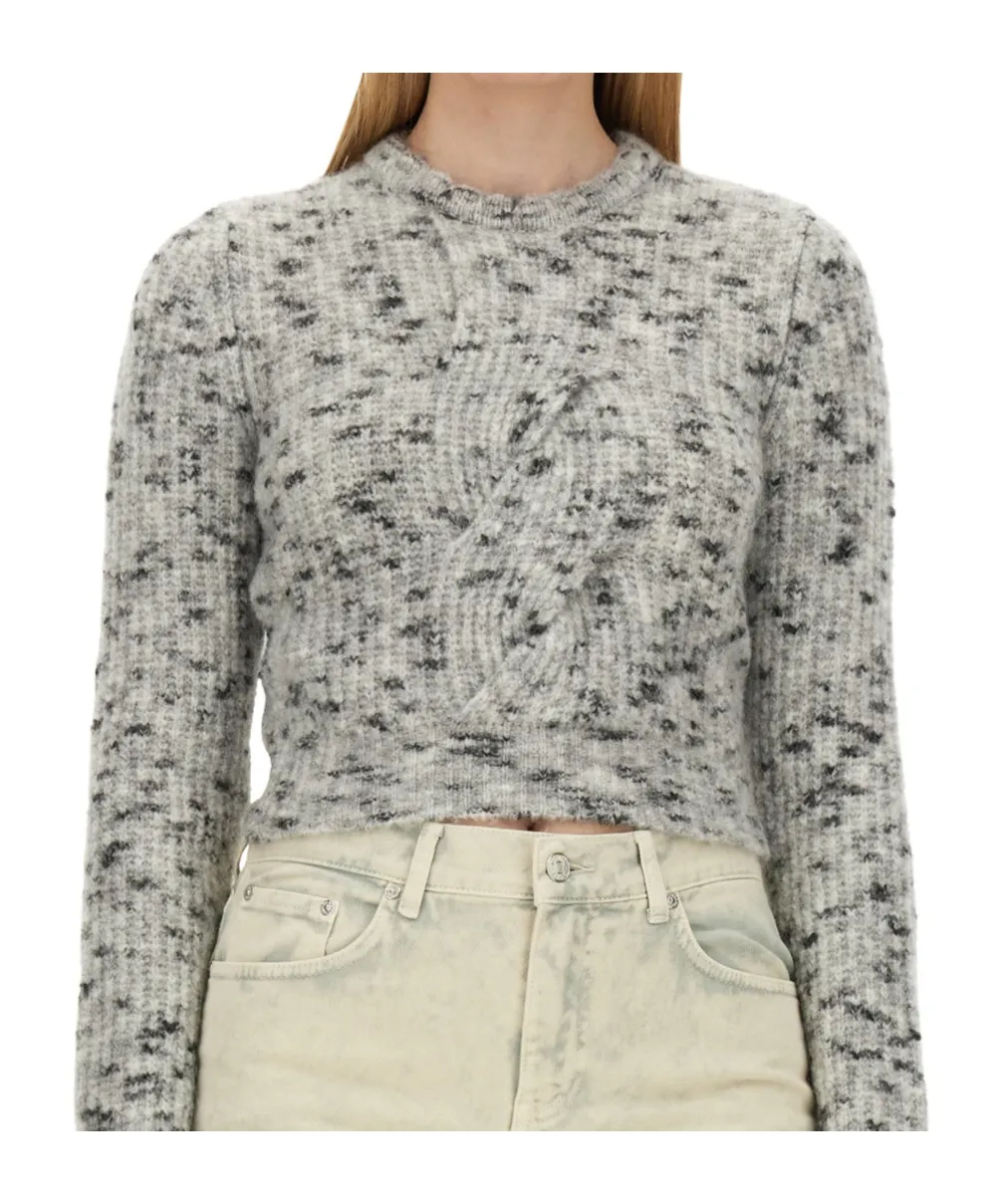 Long-Sleeved Pullover