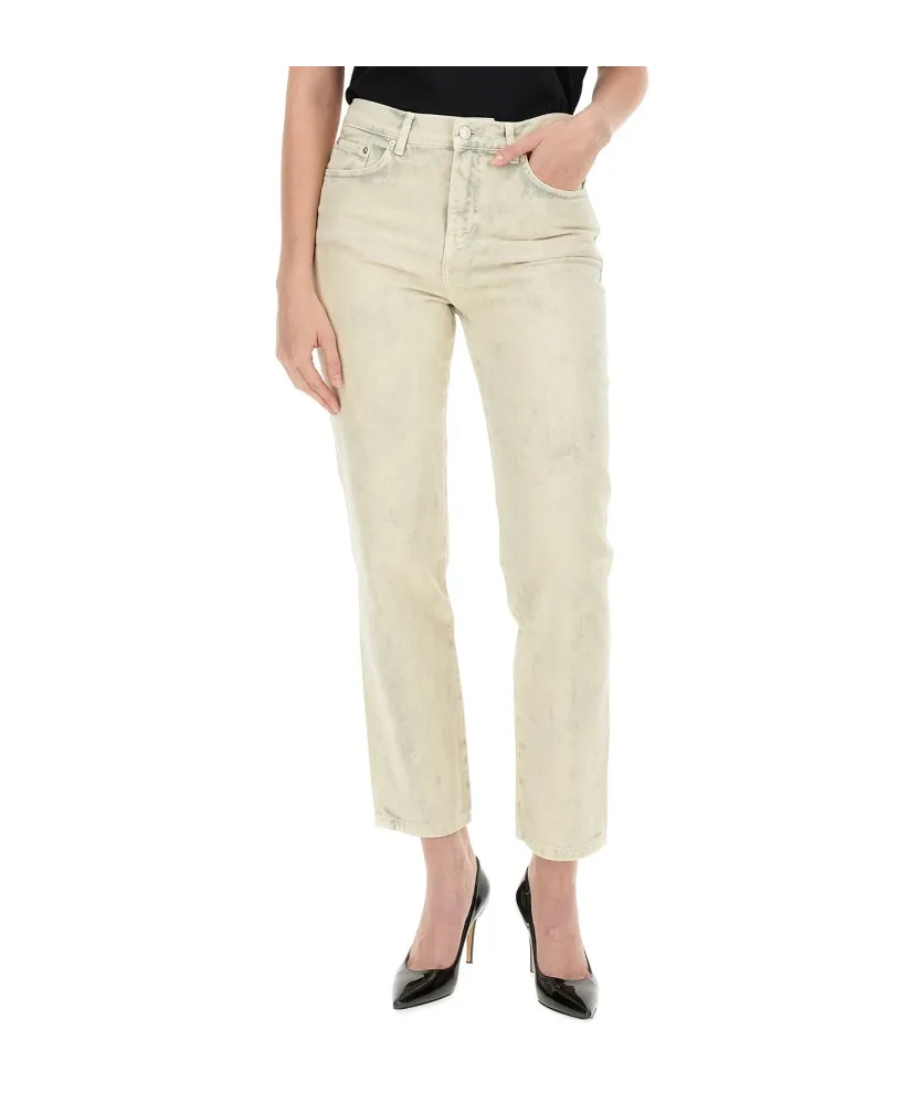 Belt-Loop Jeans