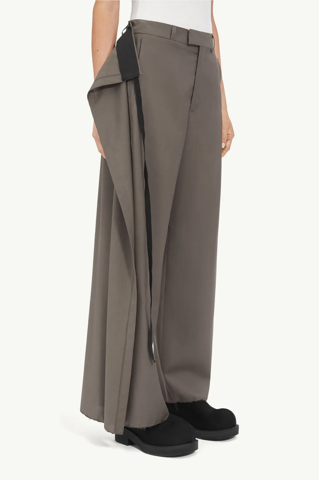 Wide Leg Tailored Trousers