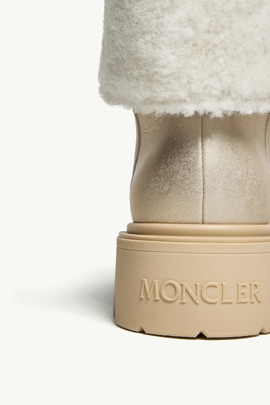 Aurea Round-Toe Boots