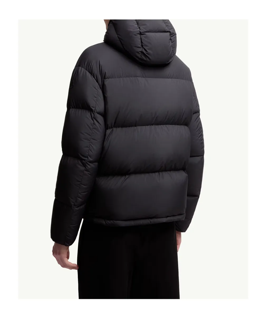 Zip-Up Long-Sleeved Jacket