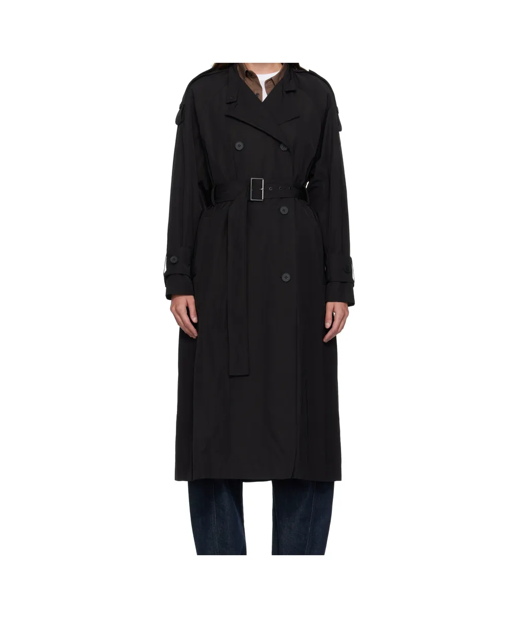 Long-Sleeved Windbreaker