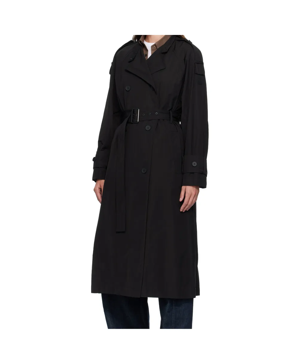 Long-Sleeved Windbreaker