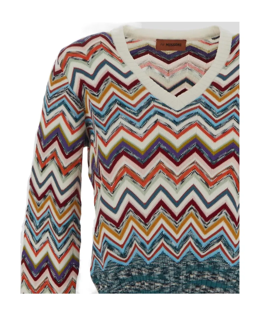 Zigzag Woven V-Neck Jumper