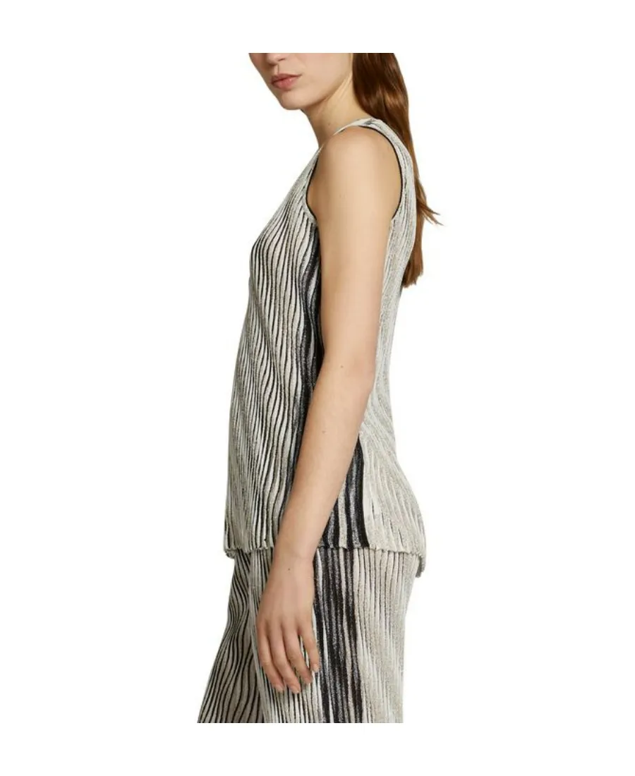 Sleeveless Round Collar Vest