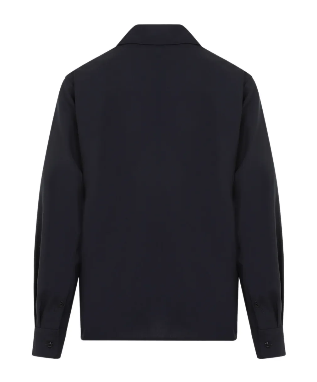 Long-Sleeved Buttoned Shirt