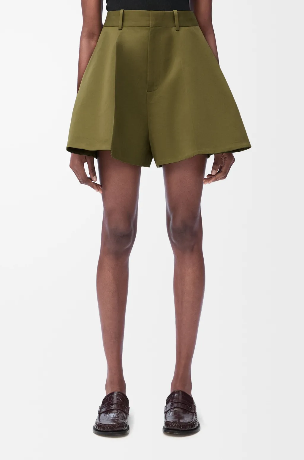 Trapeze Mid-Waist Shorts