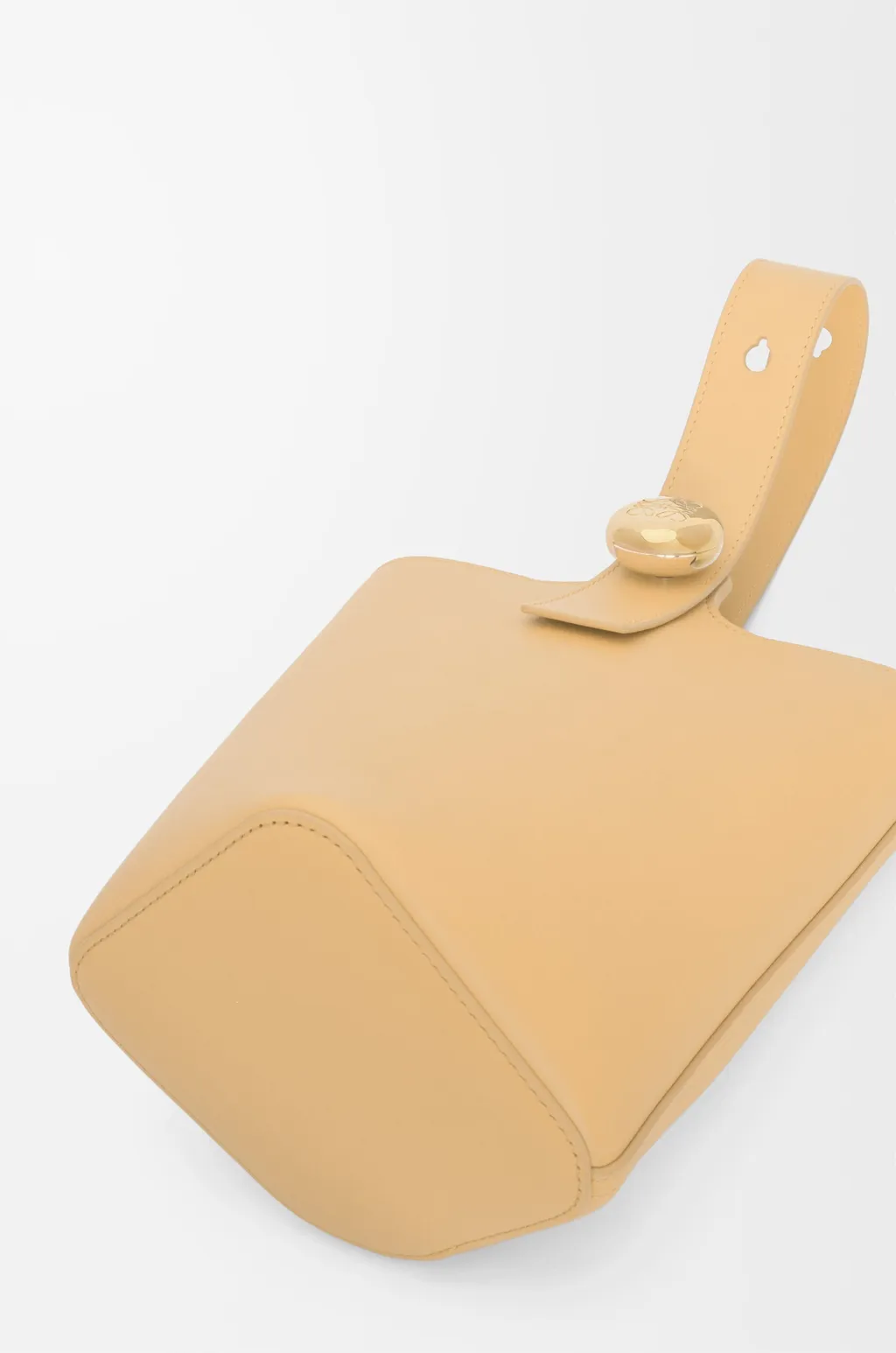 Pebble Mini Bucket Bag