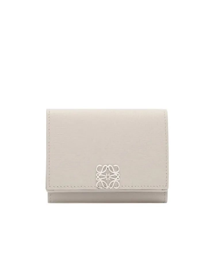 Anagram Trifold Wallet In Pebble Grained Calfskin