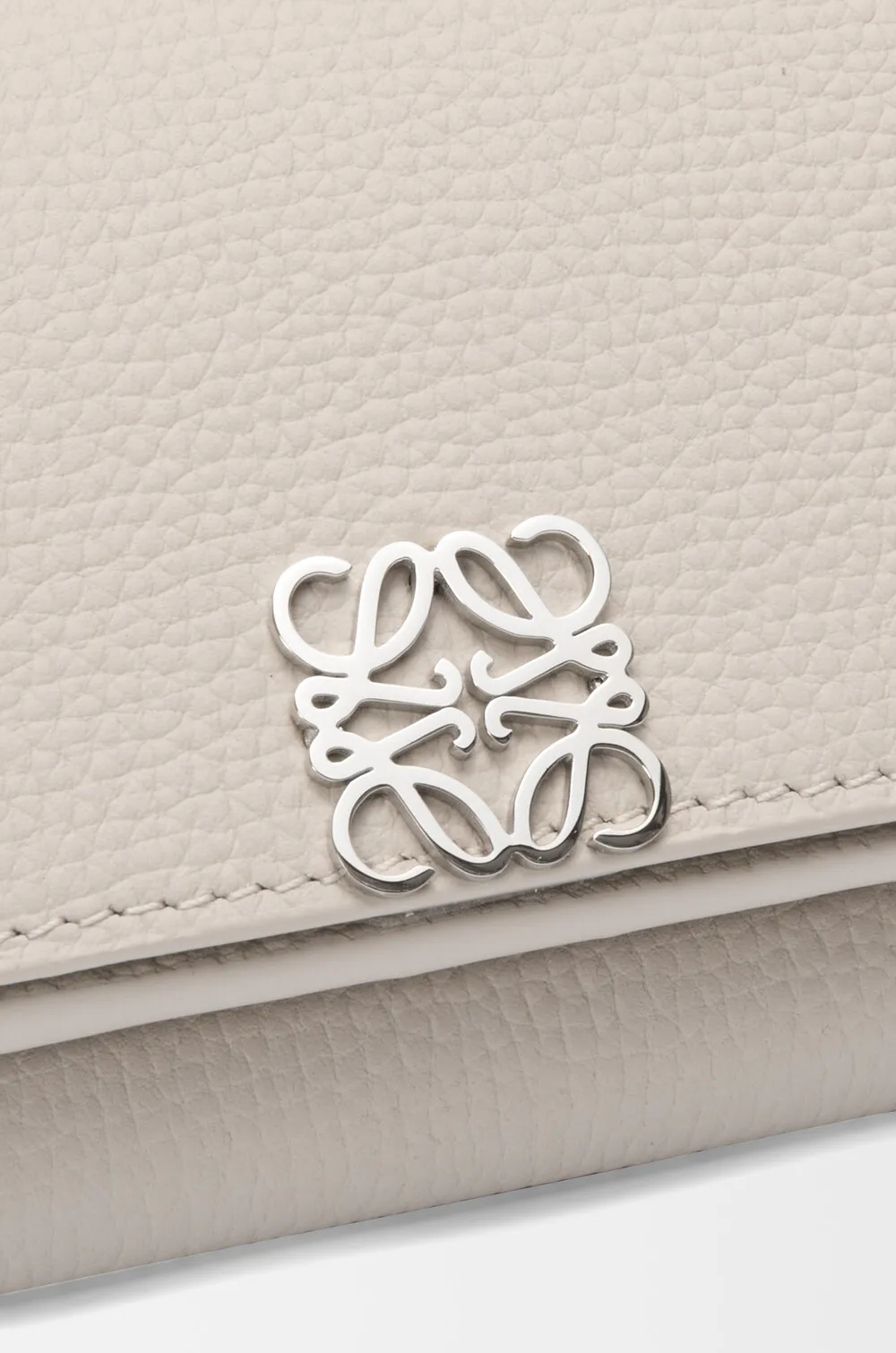 Anagram Trifold Wallet In Pebble Grained Calfskin