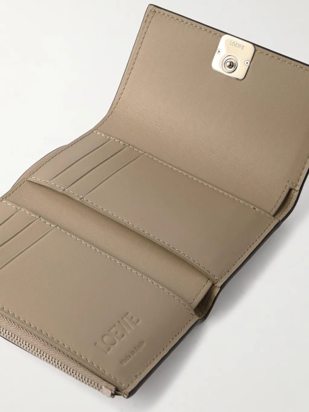 Anagram Small Vertical Wallet In Pebble Grained Calfskin