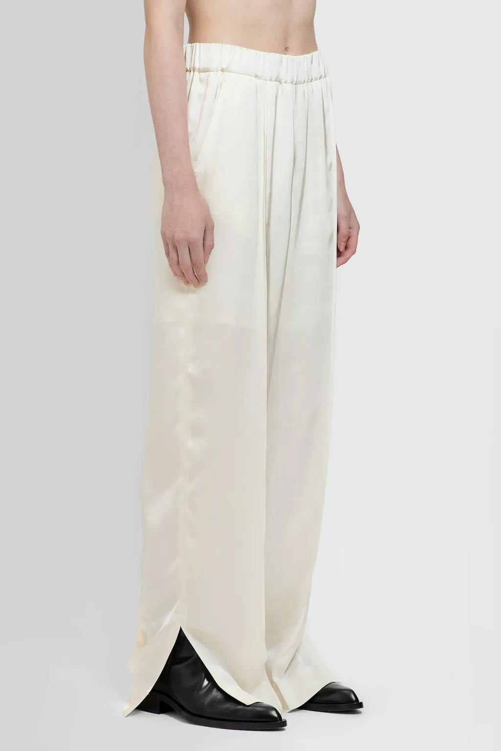 Side-Slit Detailed Straight-Leg Trousers