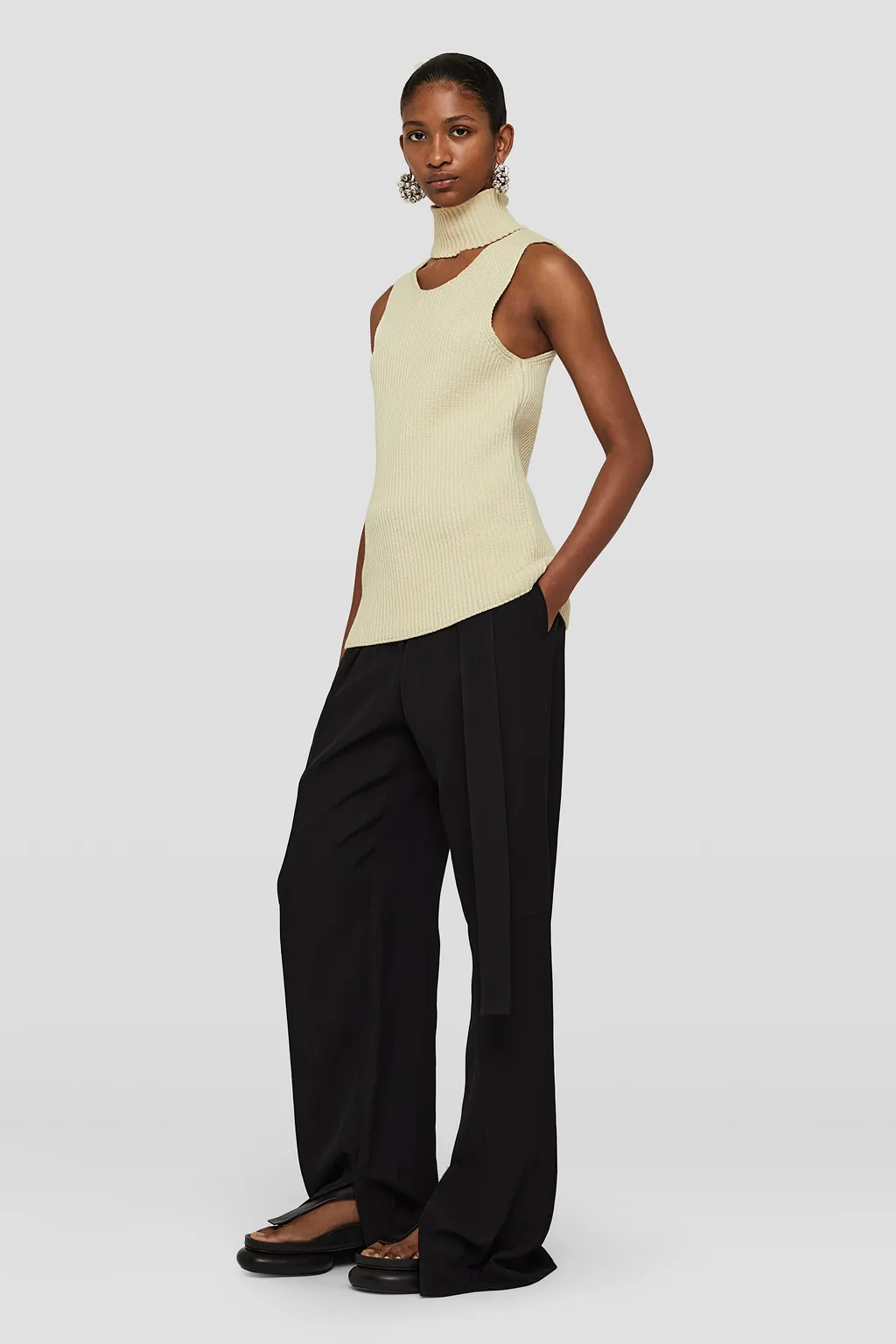 Cut-Out Detailed High-Neck Knitted Vest