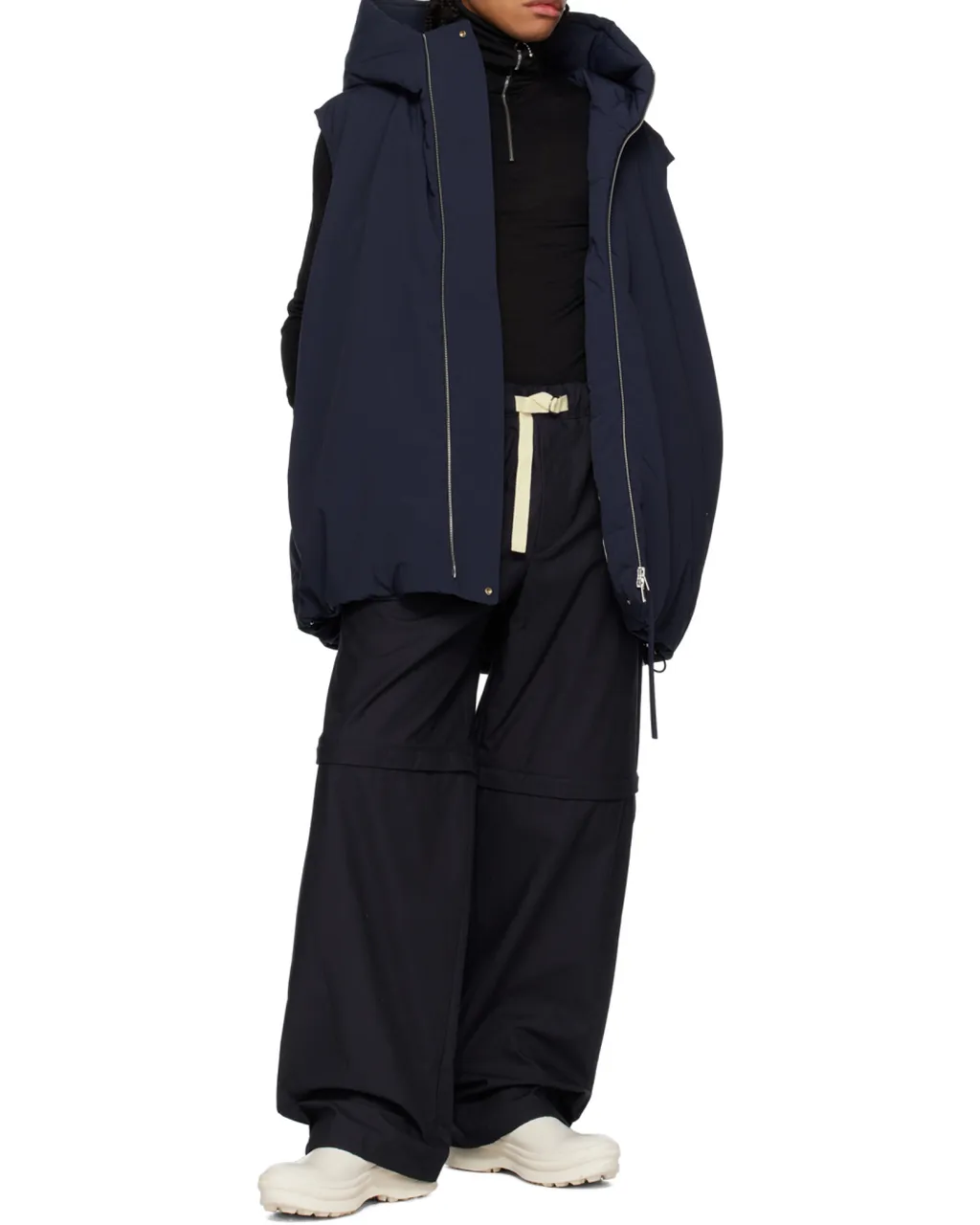 Zip Detailed Long-Sleeved Sweatshirt
