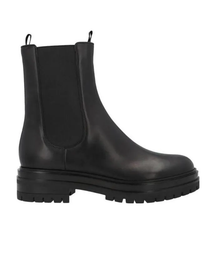 Leather Chelsea Boots