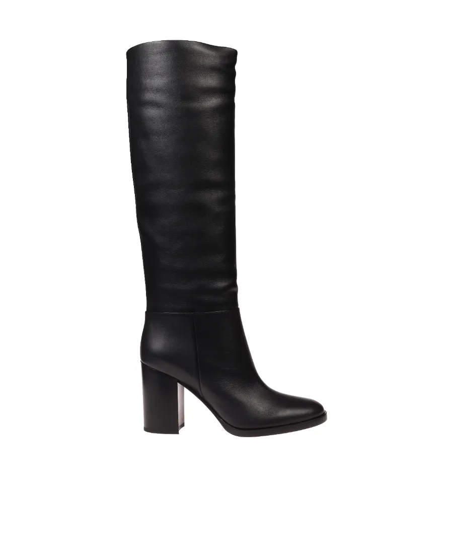 Pointed Boots