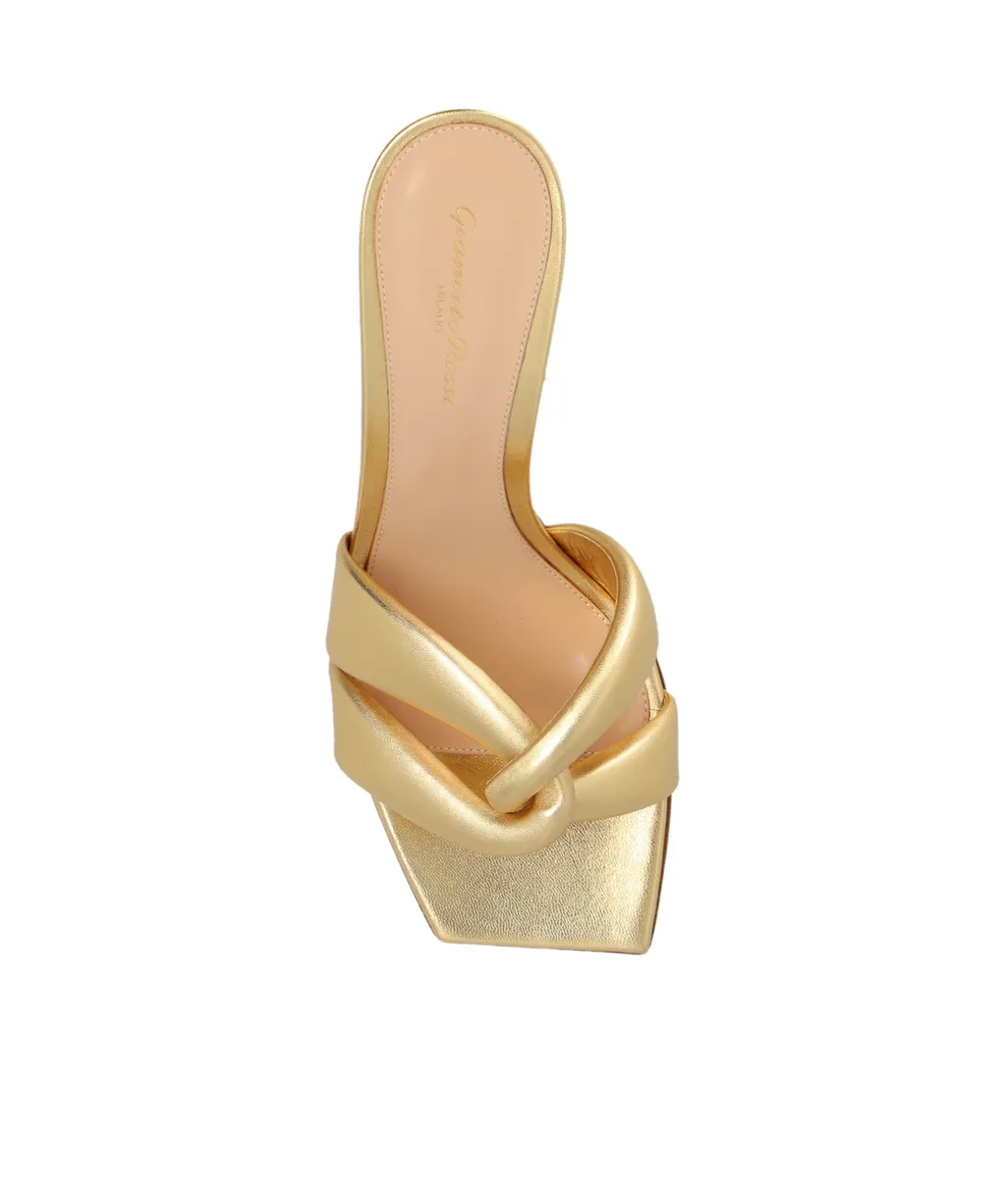 Amour 3D Interlink Chain Mules