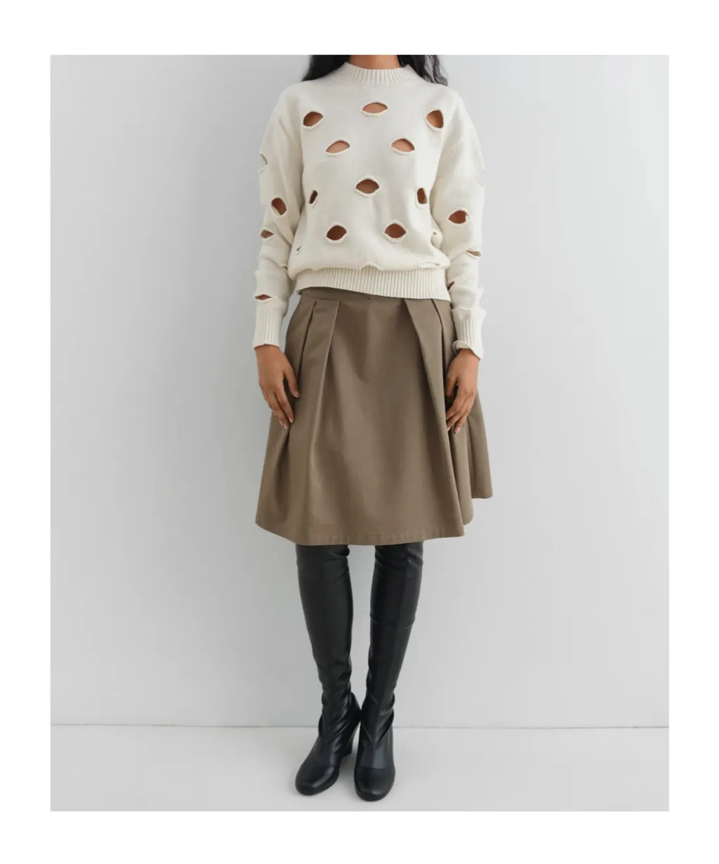 Dots Cut-Out Knitwear