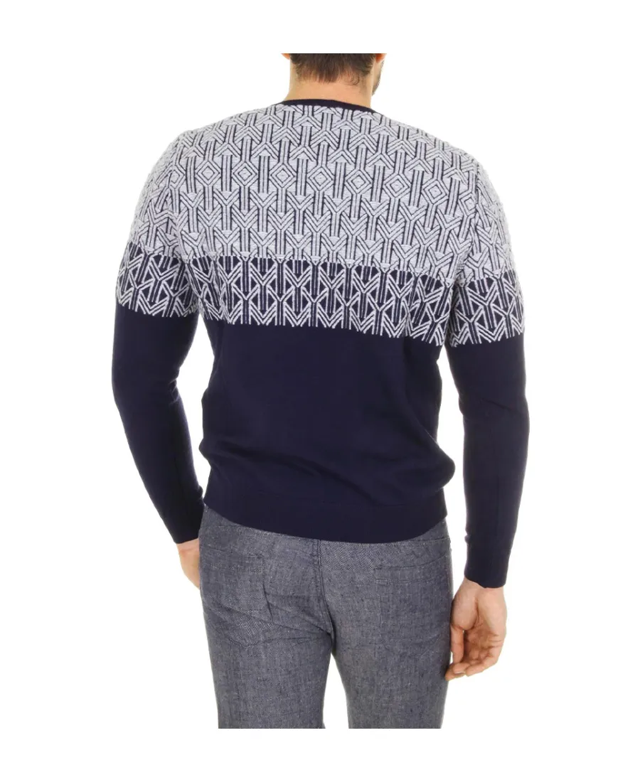 Round-Neck Long-Sleeved Knitted Sweater