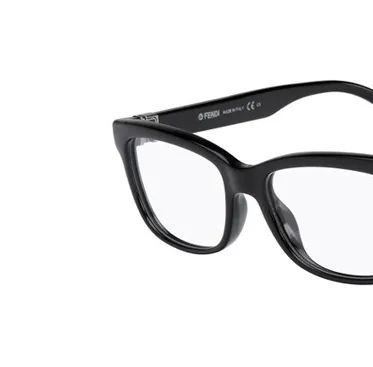 Logo Detail Flat Lens