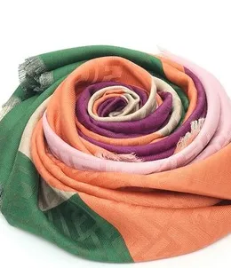 Logo Woolly Scarf