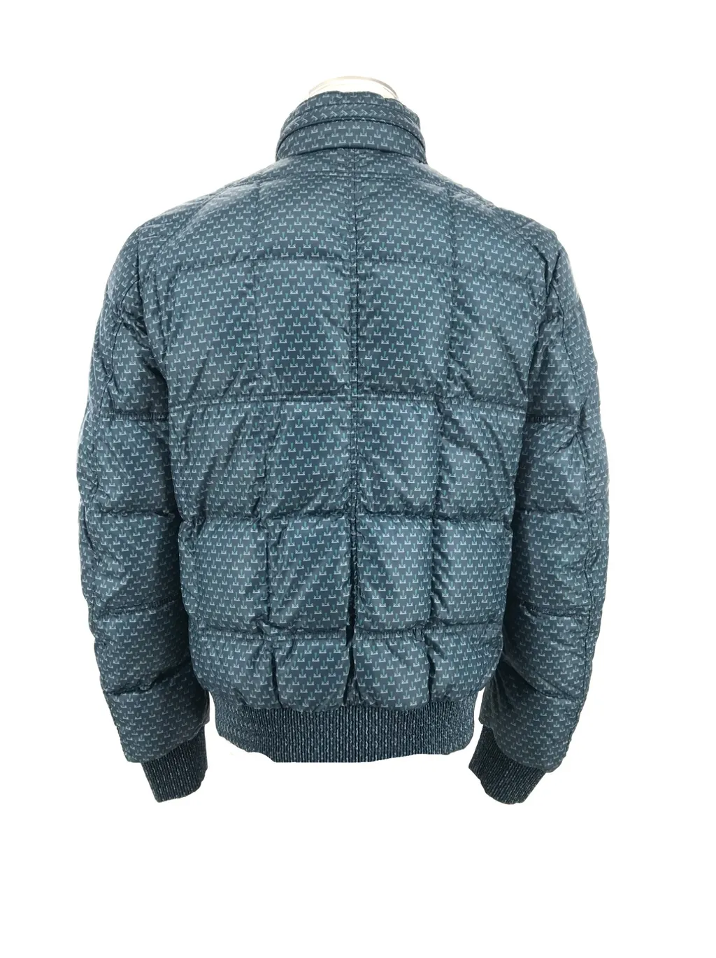 Long-Sleeved Cotton Suit
