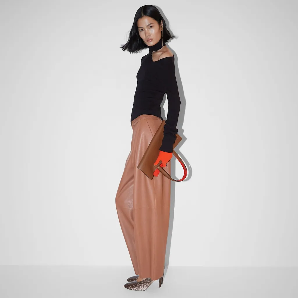 Stitch Detailed Wide-Leg Trousers