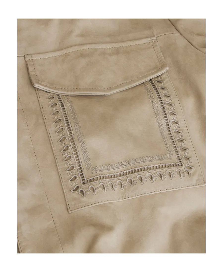 Buttoned Long-Sleeved Shirt