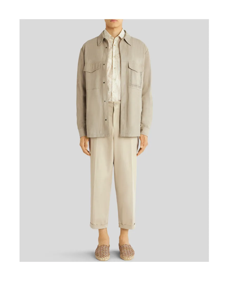 Buttoned Long-Sleeved Shirt