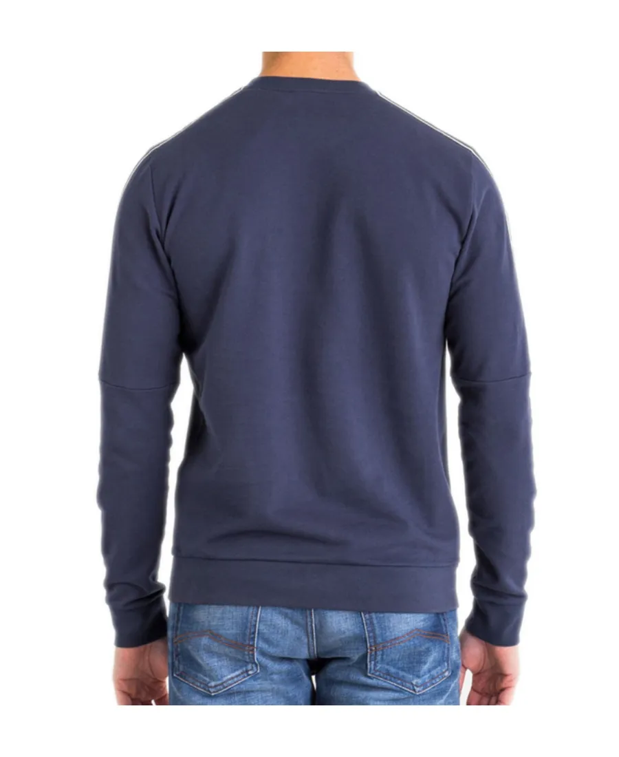 Round-Necked Sweater