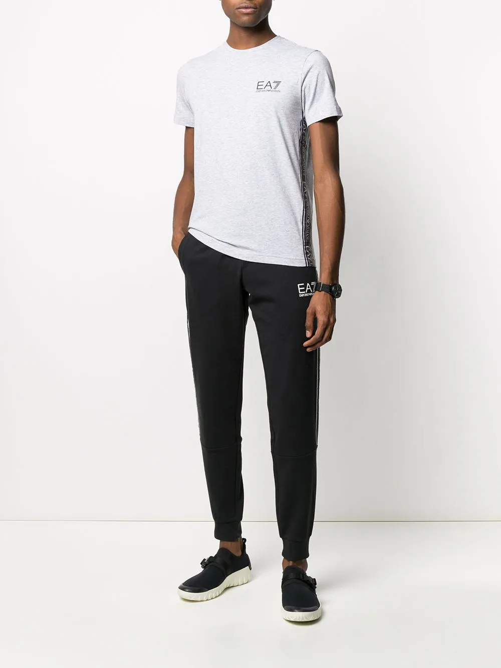 T-Shirt With Round Neck And Short Sleeves