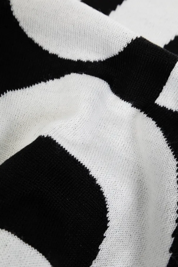 Logo Intarsia Scarf