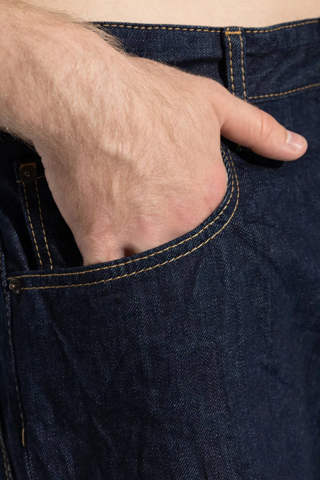 Wide-Leg Jeans